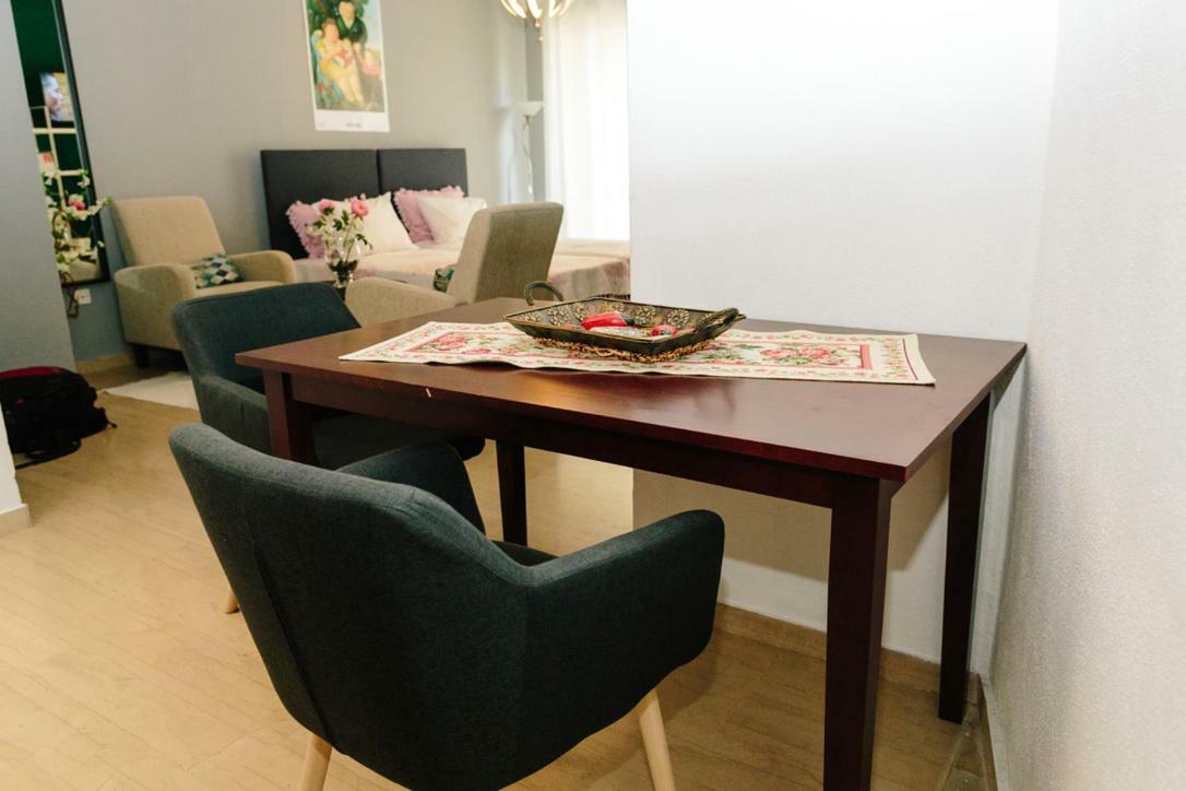 Cosy Downtown Studio - Suite Komotiní Eksteriør bilde